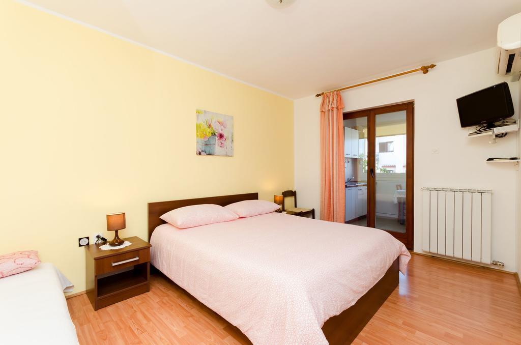 Apartments Elda Rovinj Exterior photo